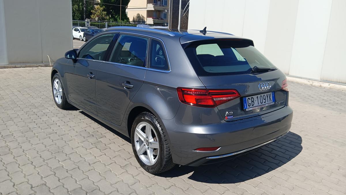 Audi A3 1.5 TGI 130CV G-TRON